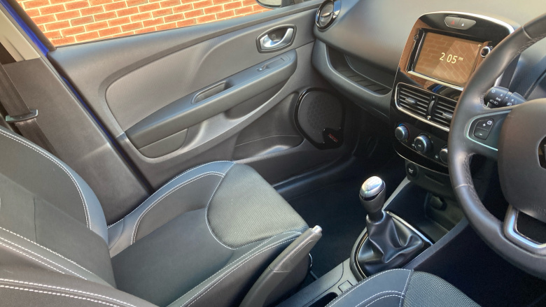 Renault Clio 0.9 TCE 90 Iconic 5dr Petrol Hatchback